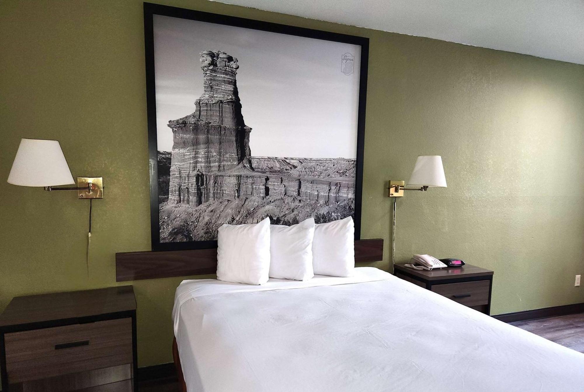 Super 8 By Wyndham Austin North/University Area Extérieur photo
