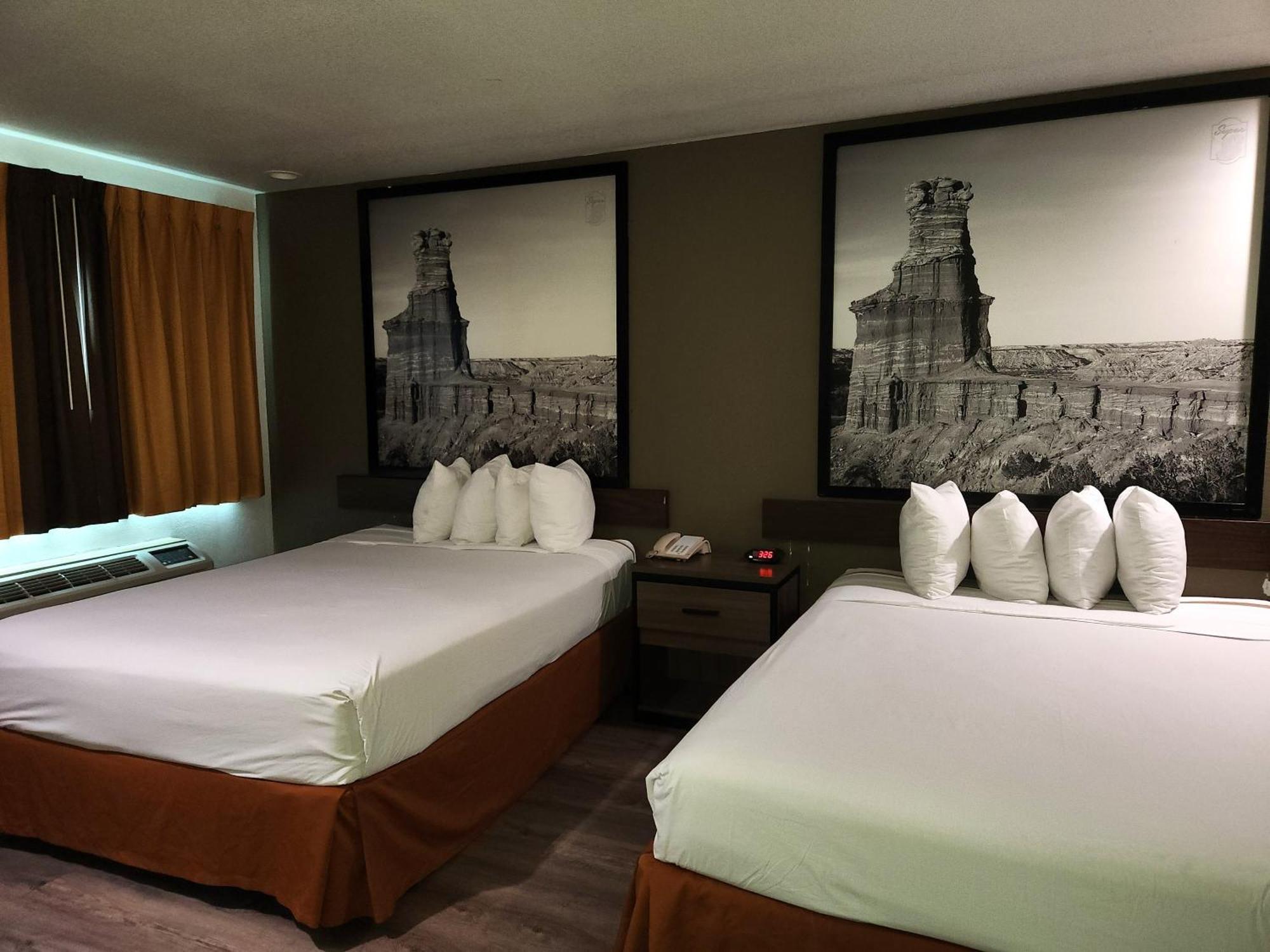 Super 8 By Wyndham Austin North/University Area Extérieur photo